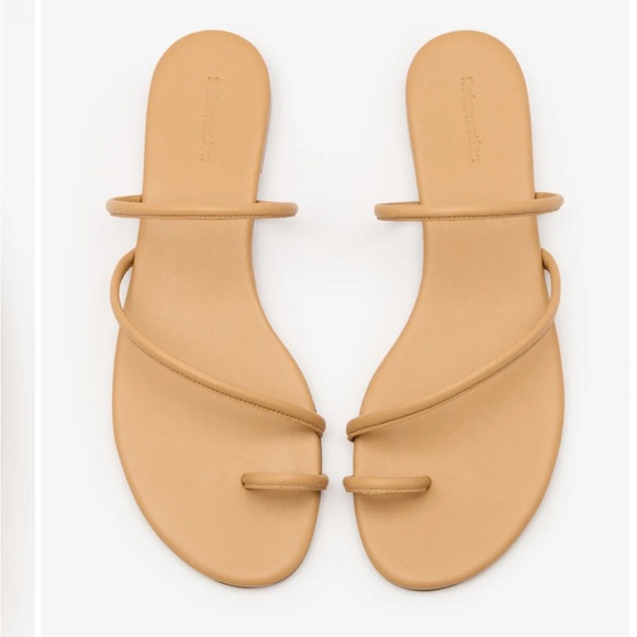 Reformation Ludo Toe Ring Strappy Flat Sandal - Picture 7 of 7
